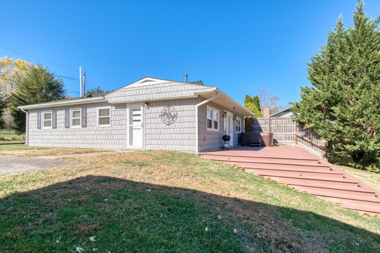 House On The New River, 3Br, 20 Minutes From Vt Radford Eksteriør bilde